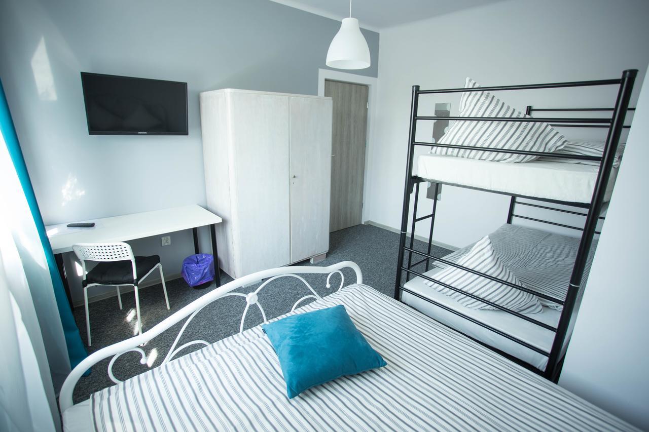 Moonriver Inn Warsaw Ngoại thất bức ảnh