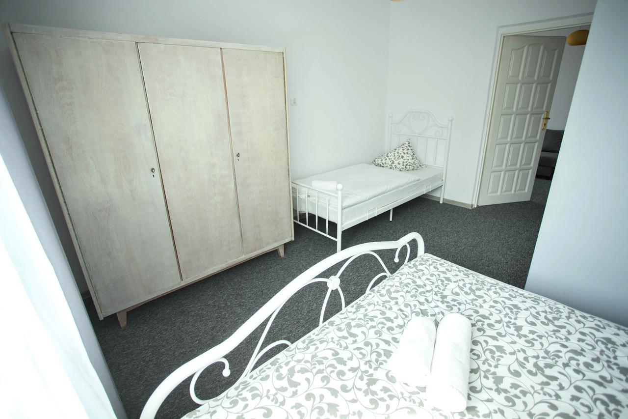 Moonriver Inn Warsaw Ngoại thất bức ảnh