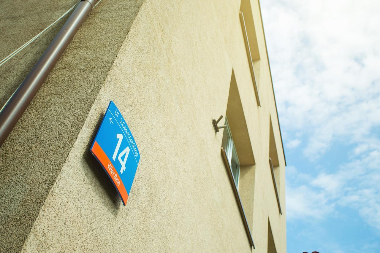 Moonriver Inn Warsaw Ngoại thất bức ảnh