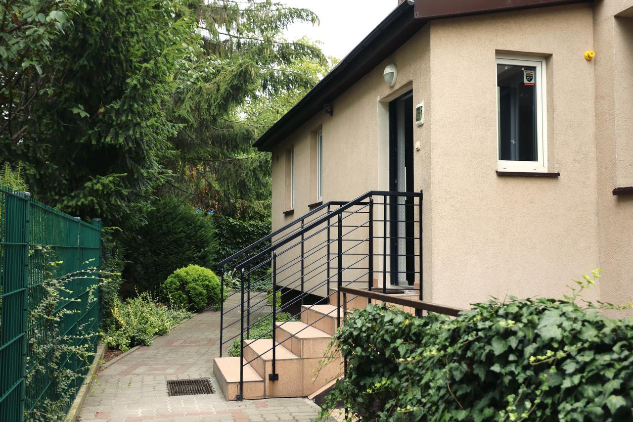 Moonriver Inn Warsaw Ngoại thất bức ảnh