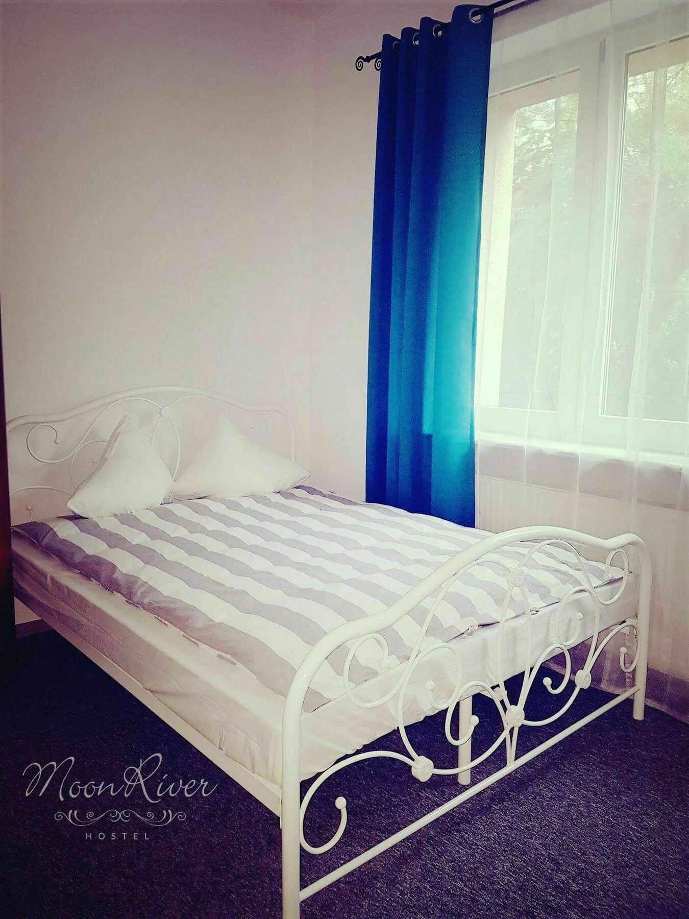 Moonriver Inn Warsaw Ngoại thất bức ảnh