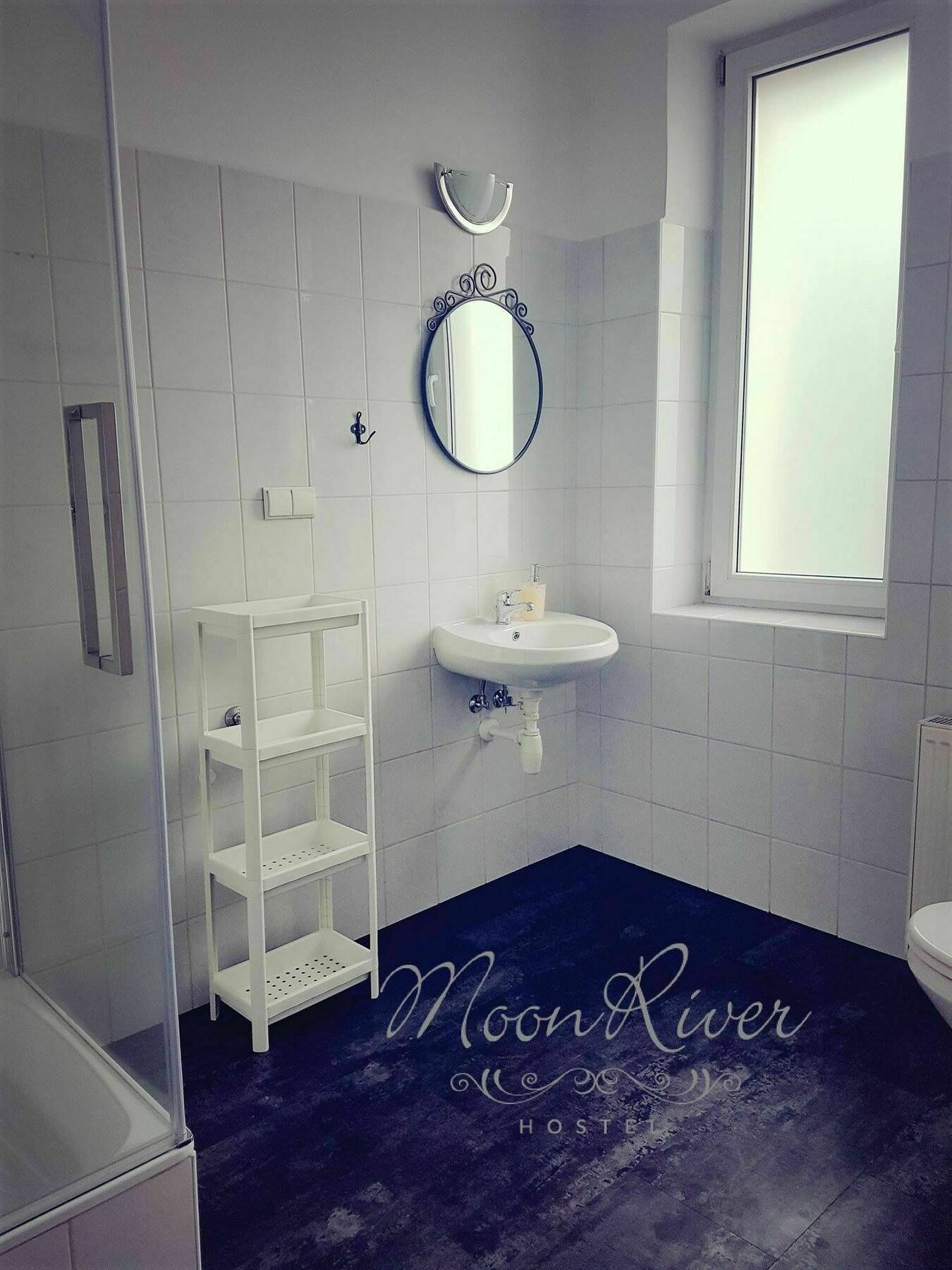 Moonriver Inn Warsaw Ngoại thất bức ảnh